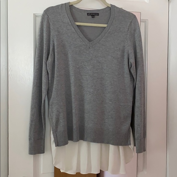 Like NEW Adrianna Papell  sweater. - Picture 1 of 8